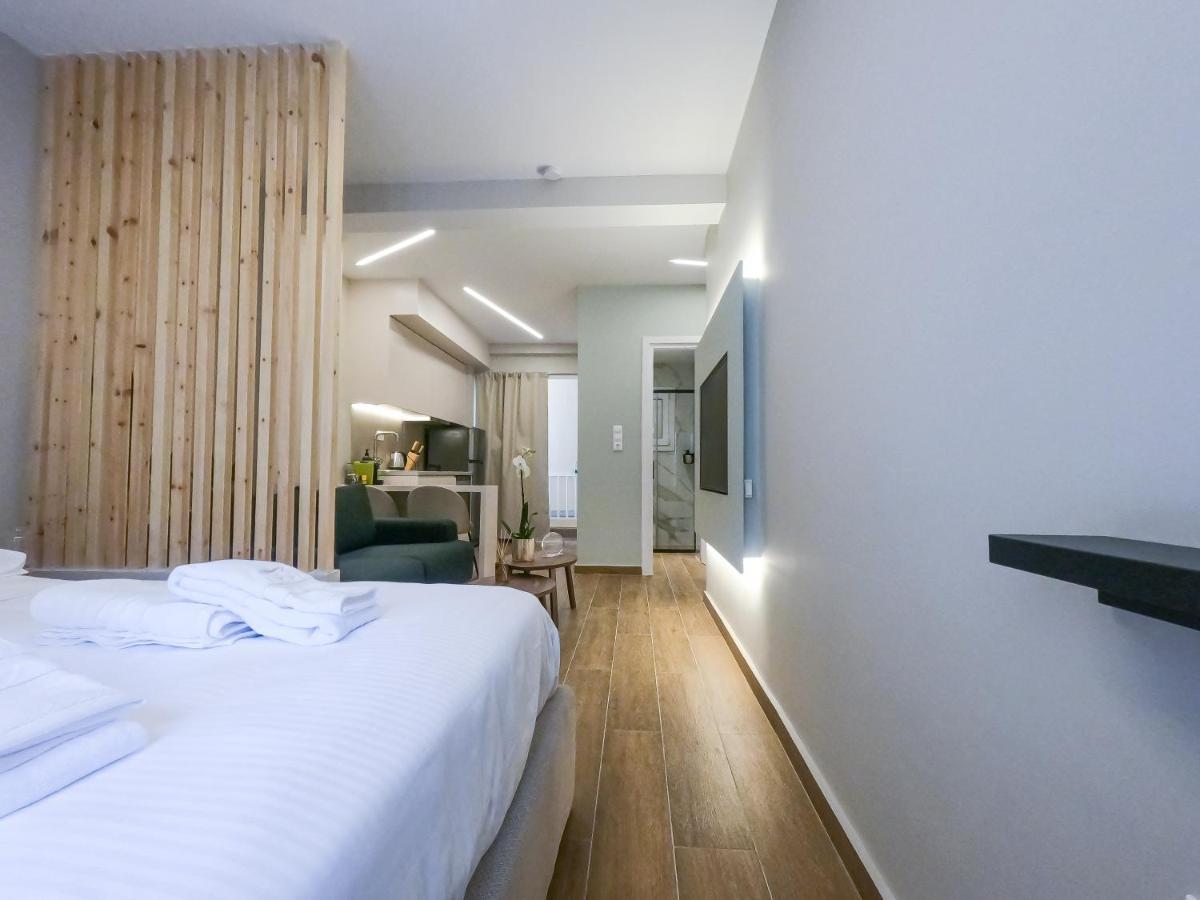 Elegant Suite - Piraeus Luaran gambar