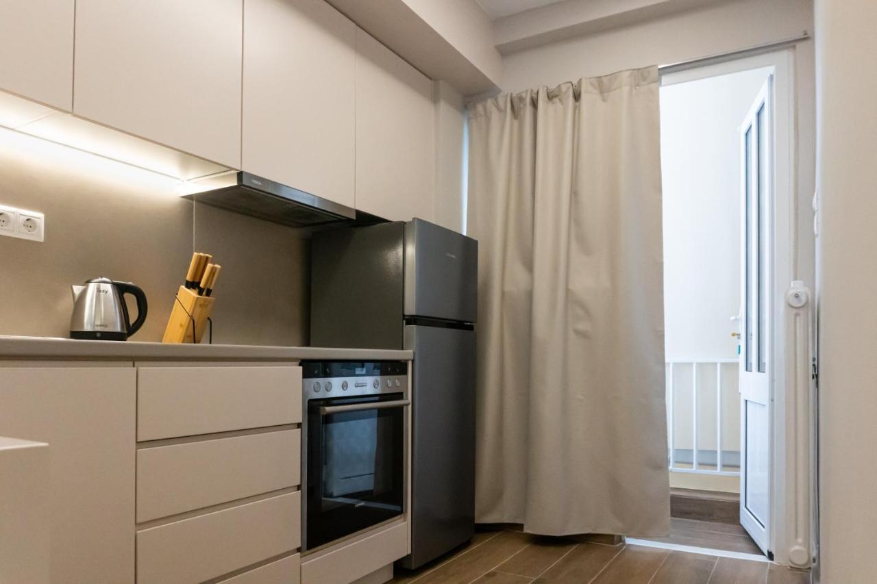Elegant Suite - Piraeus Luaran gambar